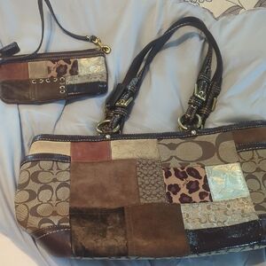Coach Handbag And Wallet Set